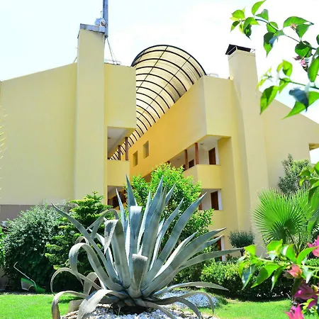 Fame Hotel 3*